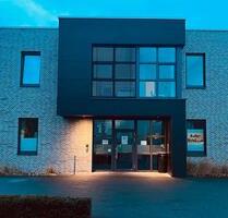 Bürofläche mieten - 1.700,00&nbsp;EUR Kaltmiete, ca.&nbsp; 140,00&nbsp;m&sup2; in Schüttorf (PLZ: 48465)