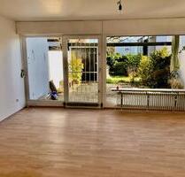 Großzügige Maisonettewohnung mit Terrasse, Garten - Eschborn