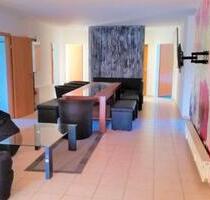 Zimmer in großer Wohngemeinschaft - Burgau