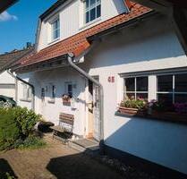 Doppelhaushälfte mit Pool und Blick ins Grüne - Solingen