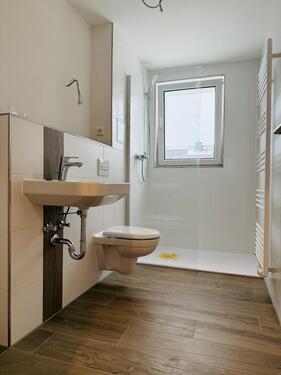 Foto - 3 Zimmer 60 qm Wohnung, Küche, Bad, Keller, KFZ-Stellplatz