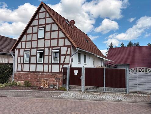 Foto - Charmantes Einfamilienhaus mit großzügigem Garten - OT Rehungen