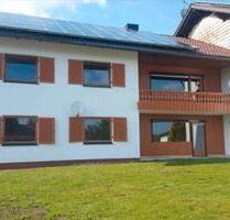 5 Zimmer EG Wohnung - 850,00&nbsp;EUR Kaltmiete, ca.&nbsp; 117,00&nbsp;m&sup2; in Hutthurm (PLZ: 94116)