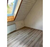 Altbauwohnung - 650,00&nbsp;EUR Kaltmiete, ca.&nbsp; 90,00&nbsp;m&sup2; in Stühlingen (PLZ: 79780)