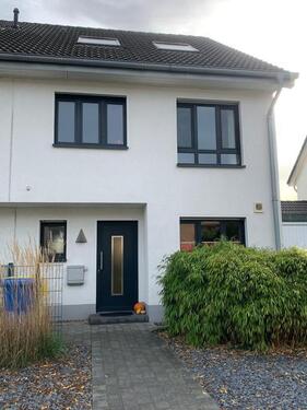 Foto - Schöne Doppelhaushälfte in Neuss-Grimlinghausen von Privat!