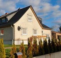 Doppelhaushälfte in guter Lage - 250.000,00&nbsp;EUR Kaufpreis, ca.&nbsp; 100,00&nbsp;m&sup2; in Suhl (PLZ: 98528) Schmiedefeld am Rennsteig