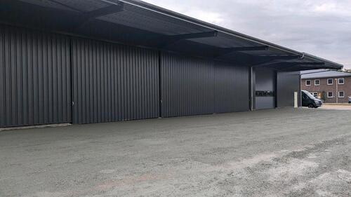 Foto - Stellplatz Hallenstellplatz Winterlager Wohnmobil Wohnwagen usw.