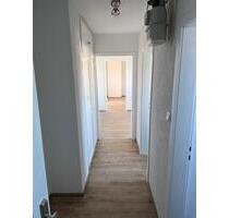 Helle 3-Zimmer-DG-Wohnung (50m2) in Stuttgart-Degerloch