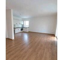EG Wohnung Ehringshausen - 1.180,00&nbsp;EUR Kaltmiete, ca.&nbsp; 100,00&nbsp;m&sup2; in Ehringshausen (PLZ: 35630)