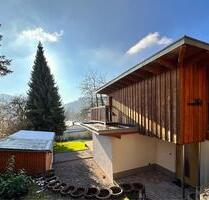 Modernes Haus in Hemer mit Garten, Terrasse und Balkon