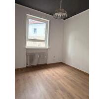 WG Zimmer Innenstadt - 605,00&nbsp;EUR Kaltmiete, ca.&nbsp; 87,00&nbsp;m&sup2; in Rosenheim (PLZ: 83022) Innenstadt