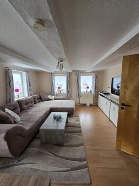 Foto - 2,5 Zimmer + Dachgeschoss in Zweifamilienhaus, Parkplatz