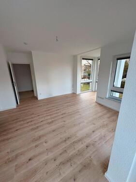 Foto - Frisch renovierte 3,5-Zimmer Wohnung in Berlin-Hermsdorf mit EBK