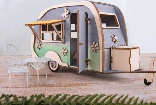 Foto - Zentrum: Stellplatz für Wohnwagen Wohnmobil Camper Anhänger