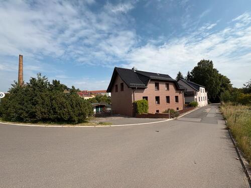 Foto - Großzügiges Haus 223 qm und 1014 qm Grundstück