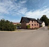 Großzügiges Haus 223 qm und 1014 qm Grundstück - Hainichen