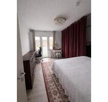 Vollständig möblierte Wohnung in Düsseldorf Derendorf - Meerbusch Kierst