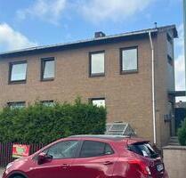 Mehrfamilienhaus - 235.000,00&nbsp;EUR Kaufpreis, ca.&nbsp; 130,00&nbsp;m&sup2; in Bremerhaven (PLZ: 27574) Schiffdorferdamm