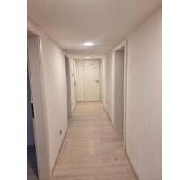 Kirchheim unter Teck - 1.350,00&nbsp;EUR Kaltmiete, ca.&nbsp; 80,00&nbsp;m&sup2; in Kirchheim unter Teck (PLZ: 73230)