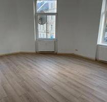 6 - 8 Raumwohnung mit drei Bädern Zentrum-Döbeln 04720