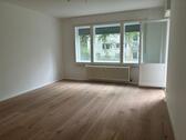 Foto - 3 Zimmer Wohnung 81 qm Balkon - 1.900,00 EUR Kaltmiete,
