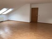 Foto - Attraktive 4 12 –Zimmer Wohnung mit großem Balkon und Tiefgarage