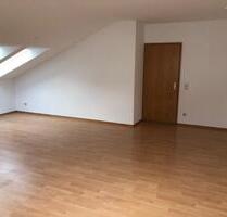 Attraktive 4 12 –Zimmer Wohnung mit großem Balkon und Tiefgarage - Bad Liebenzell