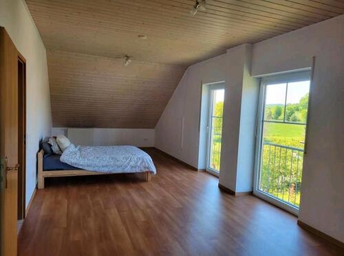 Foto - WohnungDachgeschosswohnung - 1.190,00&nbsp;EUR Kaltmiete, ca.&nbsp; 93,00&nbsp;m&sup2;