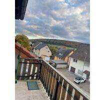 Wohnen mit Fernblick – Charmante 2-Zimmer-Wohnung mit Balkon in B - Blumberg