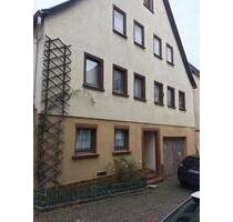 schönes Stadthaus im Zentrum - 120.000,00 EUR Kaufpreis, in Weikersheim (PLZ: 97990)