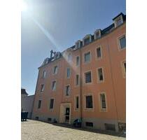 Helle 3-Zimmer-Dachgeschosswohnung in Freital zu vermieten