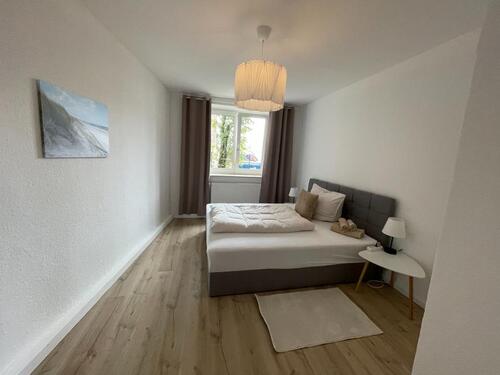 Foto - -Prov.Frei- Frisch renovierte 2-Zimmer-Erdgeschosswohnung in Uninähe – möbliert & WG-geeignet