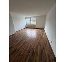 5-Zimmer-Wohnung in Bad Hersfeld mit Balkon & Stellplatz