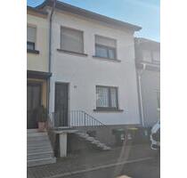 Einfamilienhaus - 78.000,00&nbsp;EUR Kaufpreis, ca.&nbsp; 100,00&nbsp;m&sup2; in Saarlouis (PLZ: 66740)