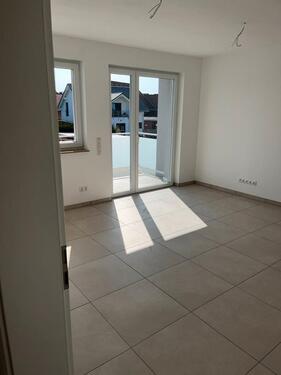 Foto - Moderne 2-Zimmer-Wohnung mit EBK und TG-Stellplatz in Niestetal-H