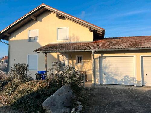 Foto - Einfamilienhaus mit Garage zur Miete