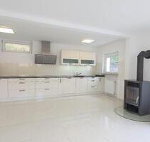 sehr schöne 3 Zimmerwohnung, central in Waldenbuch