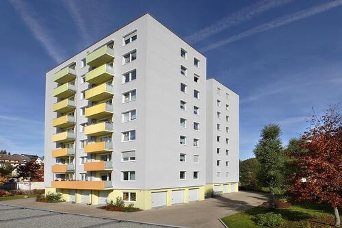Foto - ** WOHNUNG MIT AUSBLICK ** Helle 3-Zimmer-Wohnung mit Ostbalkon