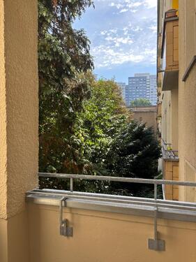 Foto - Von privat: Bezugsfreie 2-Zi-Wohnung mit Balkon in Friedrichshain