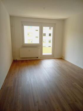 Foto - Schöne 2-RW mit Balkon, Tageslichtbad mit Wanne