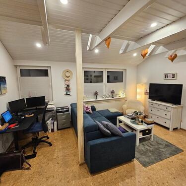 Foto - Charmante 2,5-Zimmer-Dachgeschosswohnung mit Loggia