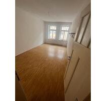 Schöne 2-Zimmer-Wohnung, gut gelegen in Anger-Crottendorf - Leipzig Ost