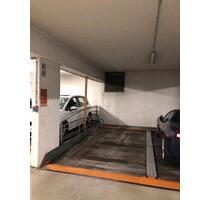 Oberer Duplex Stellplatz (Höhe 1,5 m, kein SUV) - München Sendling-Westpark
