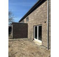 NEUBAU I ERSTBEZUG ! EXKLUSIVE DOPPELHAUSHÄLFTE in SELSINGEN !