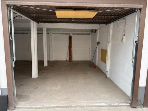 Foto - Doppelgarage im Garagenhof an der Schmiedeberger Straße in Dresden zu vermieten