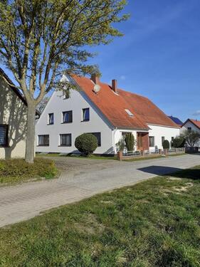 Foto - Zweifamilienhaus mit Werkstatt großer Garten Baugrundstück