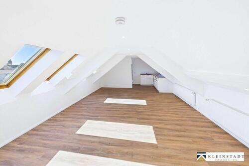 Foto - Frisch sanierte Dachgeschosswohnung mit einzigartiger Terrasse & traumhaftem Havelblick