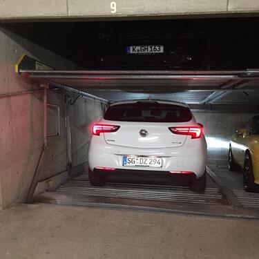 Foto - Tiefgaragenstellplatz in Frechen zu vermieten