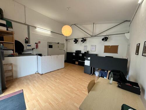 Foto - Coworking Space geteiltes Büro - 180,00 EUR Kaltmiete,