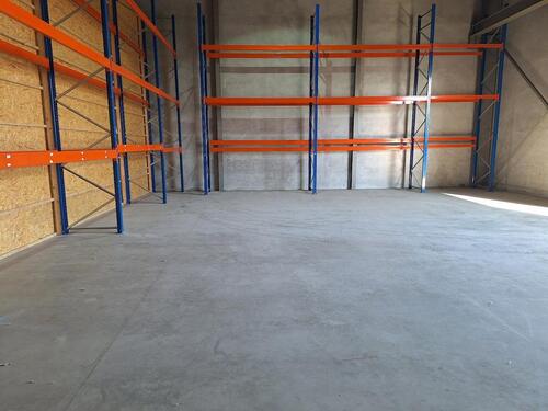 Foto - Halle zu vermieten - 1.100,00 EUR Kaltmiete,